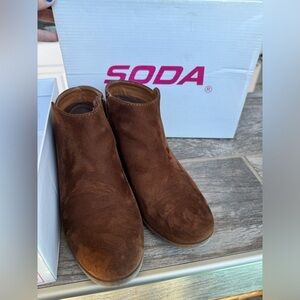 Soda boots/booties